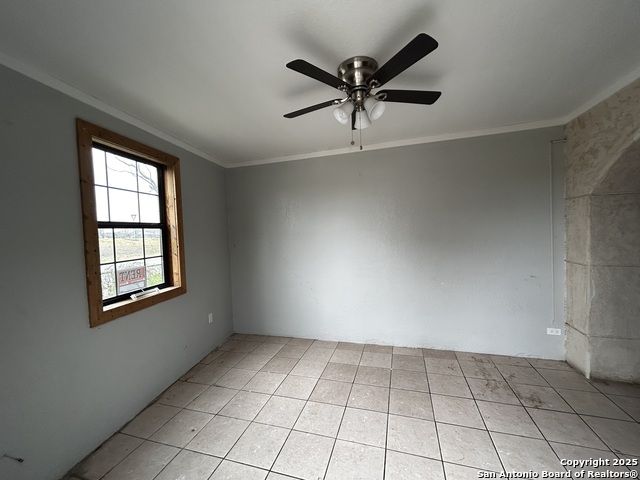 Image 8 of 26 For 712 Green  