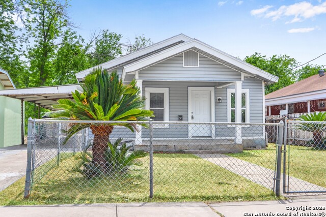 Image 7 of 32 For 422 Buckingham Avenue