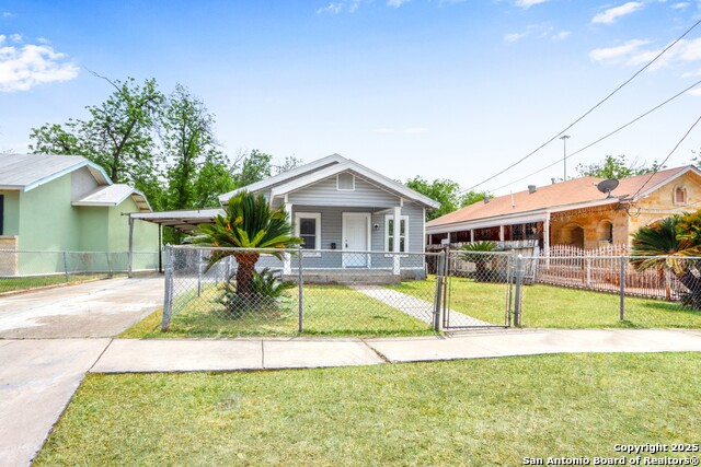 Image 8 of 32 For 422 Buckingham Avenue