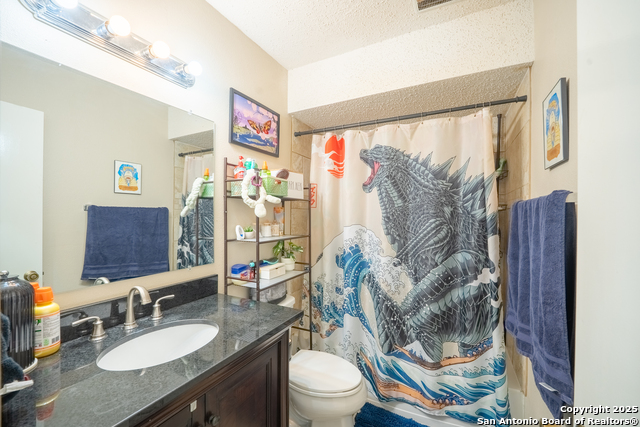 Image 17 of 20 For 6405 Honey Hill