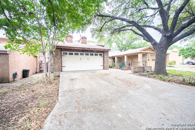 Image 2 of 20 For 6405 Honey Hill
