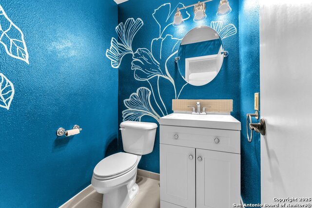 Image 22 of 48 For 18606 Paloma Wood