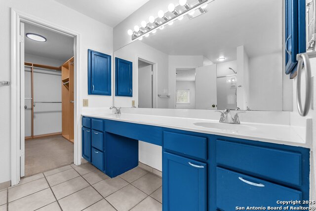 Image 30 of 48 For 18606 Paloma Wood