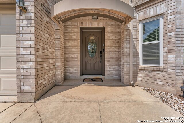 Image 4 of 48 For 18606 Paloma Wood