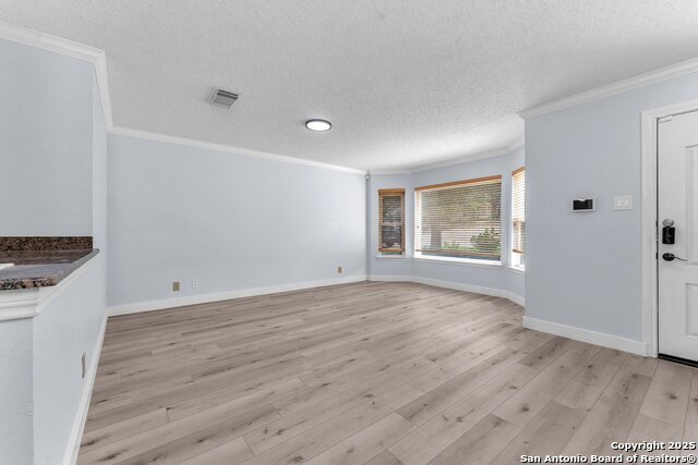 Image 7 of 48 For 18606 Paloma Wood