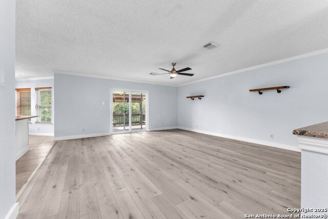 Image 9 of 48 For 18606 Paloma Wood