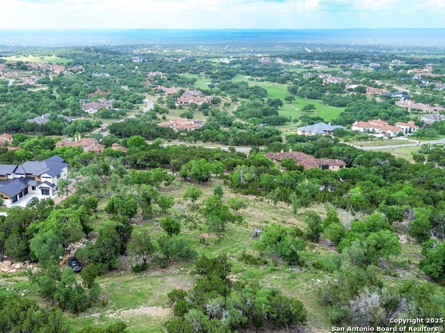 Listing photo id 18 for 45 Mayacama