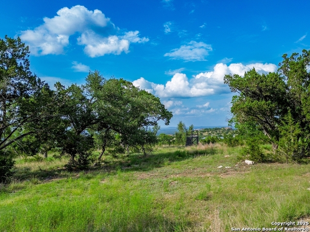 Listing photo id 19 for 45 Mayacama