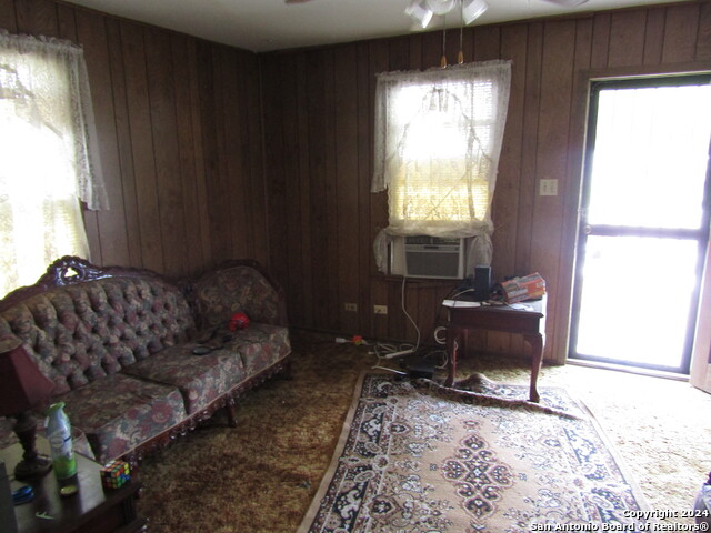 Image 4 of 17 For 217 Lancaster