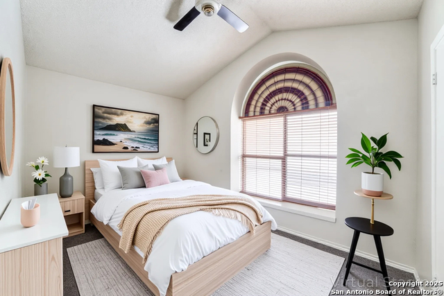 Listing photo id 21 for 10210 Apricot Field