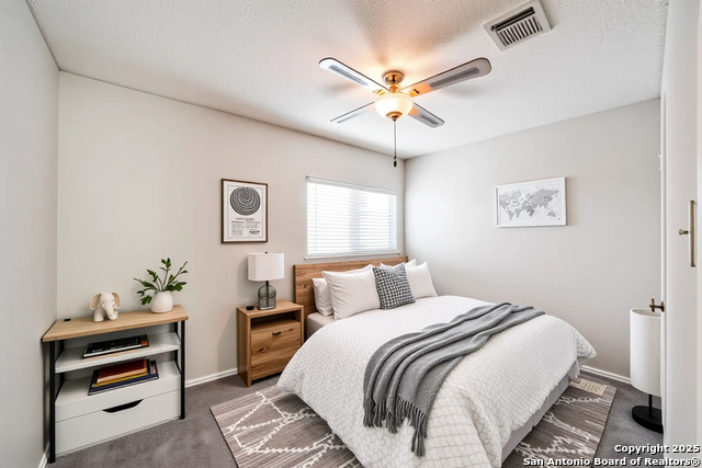 Listing photo id 23 for 10210 Apricot Field