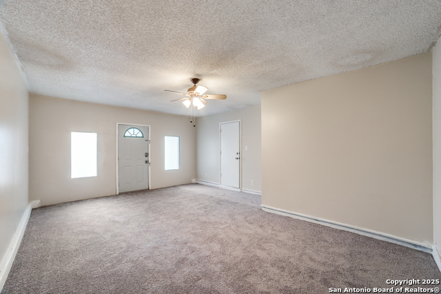 Listing photo id 26 for 10210 Apricot Field