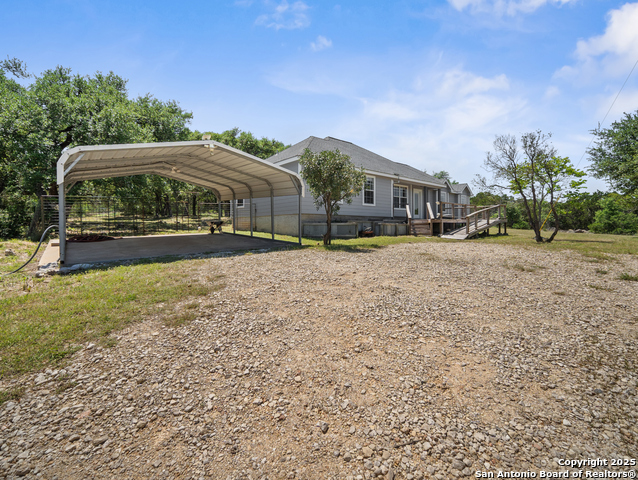 Listing photo id 14 for 504 | 506 Oak Grove
