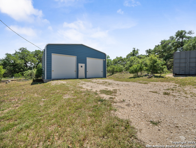 Listing photo id 39 for 504 | 506 Oak Grove