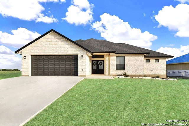 Details for 741 Highland St, Poth, TX 78147