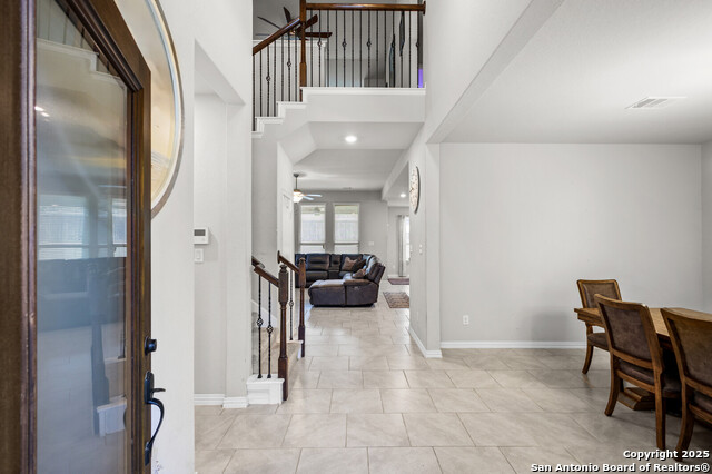 Listing photo id 13 for 14447 Costa Leon