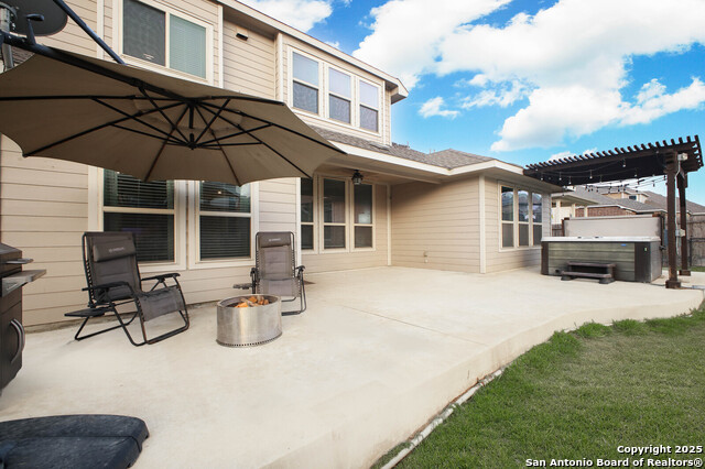 Listing photo id 0 for 14447 Costa Leon
