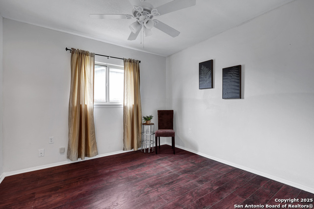 Listing photo id 25 for 14320 Forum Rd