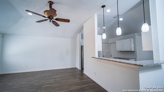Image 10 of 45 For 9410 Woodland Hills