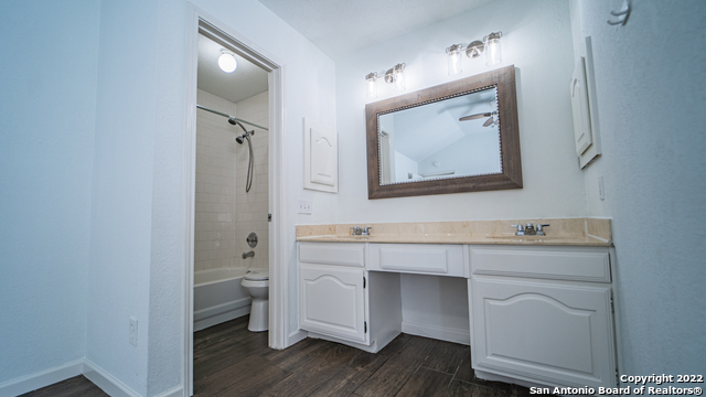 Image 27 of 45 For 9410 Woodland Hills