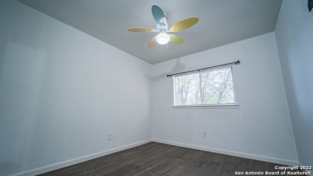 Image 33 of 45 For 9410 Woodland Hills