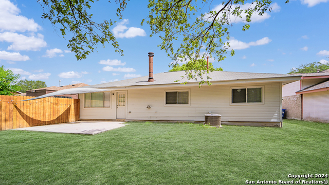 Image 39 of 45 For 9410 Woodland Hills