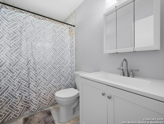 Listing photo id 9 for 3354 Bob Billa