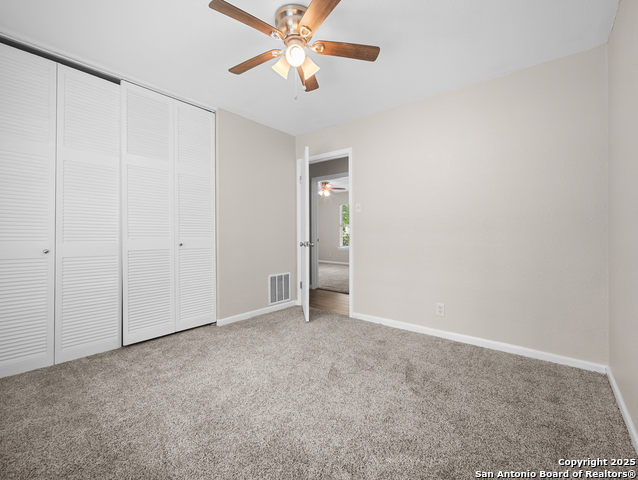 Listing photo id 11 for 3354 Bob Billa