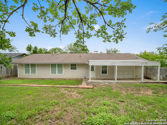 Listing photo id 17 for 3354 Bob Billa