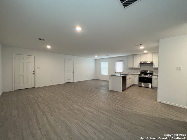 Image 7 of 37 For 7246 Plow Run