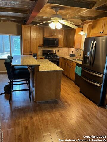 Image 4 of 34 For 707 Faurie Road
