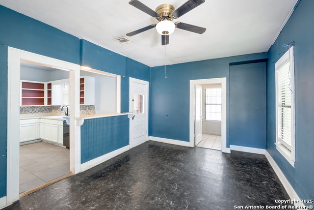 Image 16 of 32 For 1303 Hicks Avenue