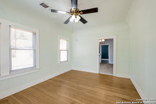 Image 17 of 32 For 1303 Hicks Avenue