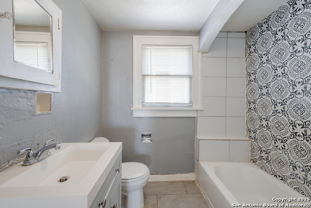Image 22 of 32 For 1303 Hicks Avenue