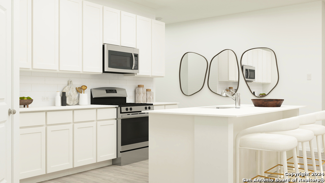 Image 17 of 28 For 9327 Dassler Springs
