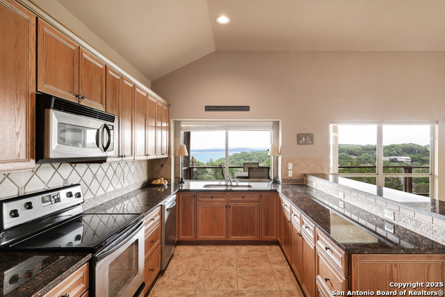Image 10 of 36 For 1298 Oakridge Lane