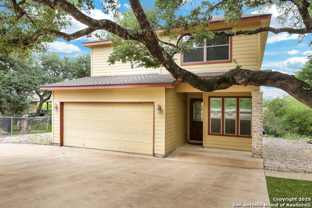 Image 2 of 36 For 1298 Oakridge Lane