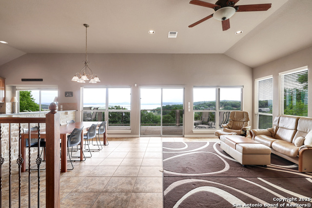 Image 3 of 36 For 1298 Oakridge Lane