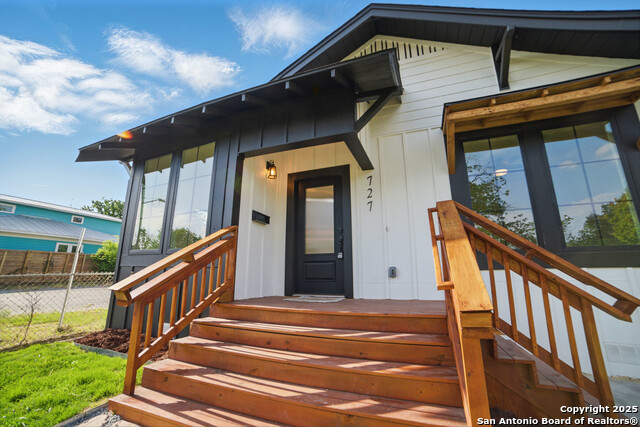 Details for 727 Hammond  , San Antonio, TX 78210