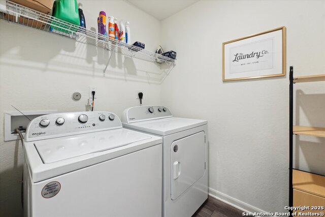 Image 21 of 40 For 5639 Pearl Meadow