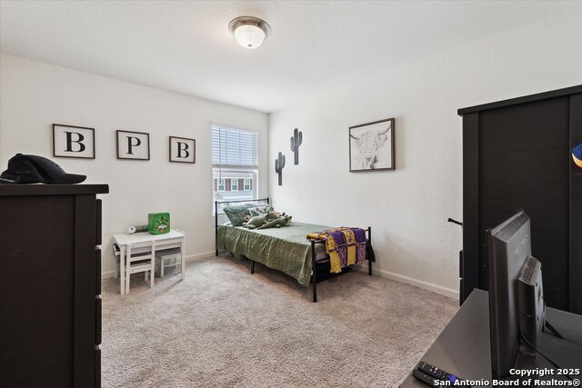 Image 23 of 40 For 5639 Pearl Meadow