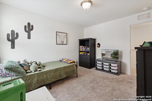 Image 24 of 40 For 5639 Pearl Meadow