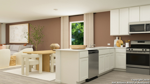 Listing photo id 11 for 2778 Lannister Lane