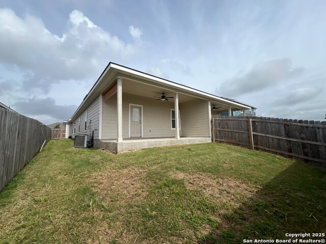 Image 21 of 24 For 3436-3438 Scott Circle