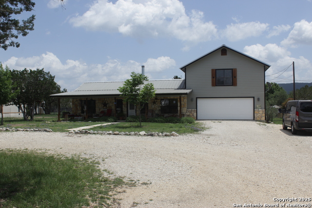Details for 230 Wph Holmes N, Leakey, TX 78873