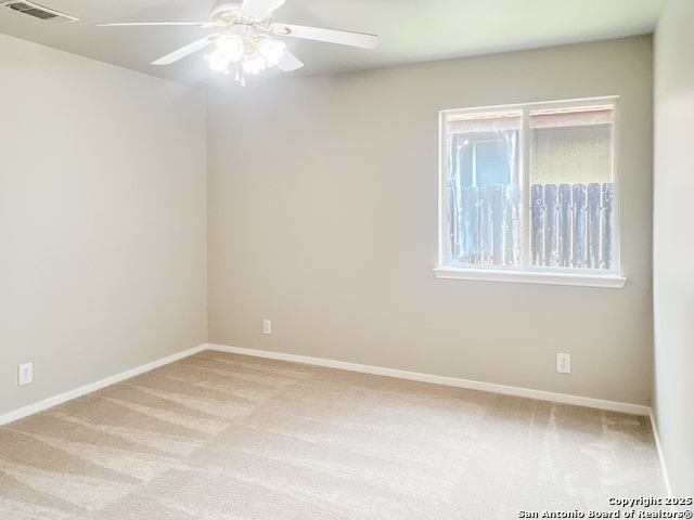 Listing photo id 12 for 3508 Hamilton Pl
