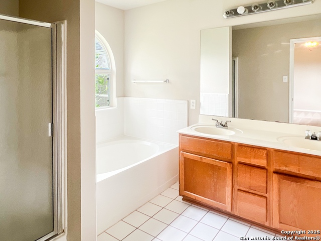 Listing photo id 18 for 3508 Hamilton Pl