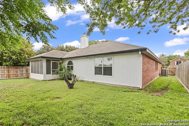 Listing photo id 22 for 3508 Hamilton Pl