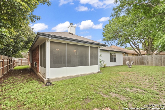 Listing photo id 24 for 3508 Hamilton Pl