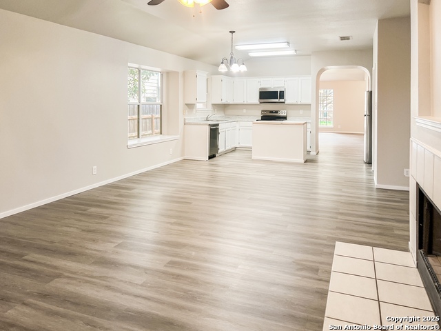 Listing photo id 7 for 3508 Hamilton Pl